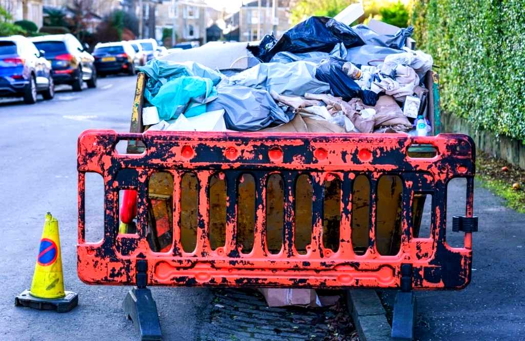 Rubbish Removal Services in Alcester Lane'S End